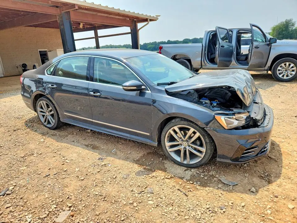 2016 VOLKSWAGEN PASSAT S  