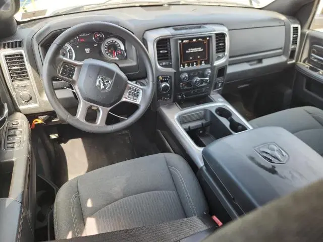 2021 RAM 1500 CLASSIC SLT  