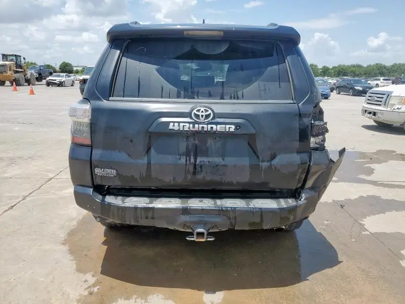 2019 TOYOTA 4RUNNER SR5  
