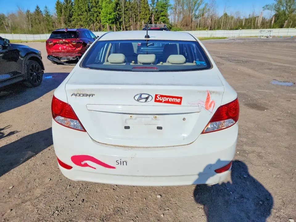 2013 HYUNDAI ACCENT GLS  