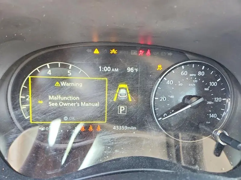 2024 NISSAN KICKS SV  