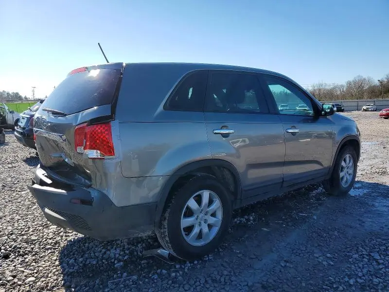 2011 KIA SORENTO BASE  