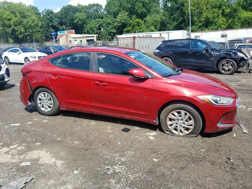 2017 HYUNDAI ELANTRA SE  