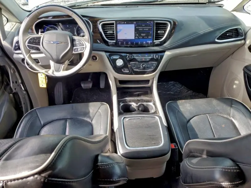 2021 CHRYSLER PACIFICA LIMITED  