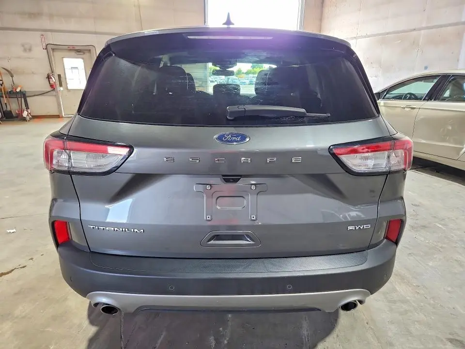 2021 FORD ESCAPE TITANIUM  