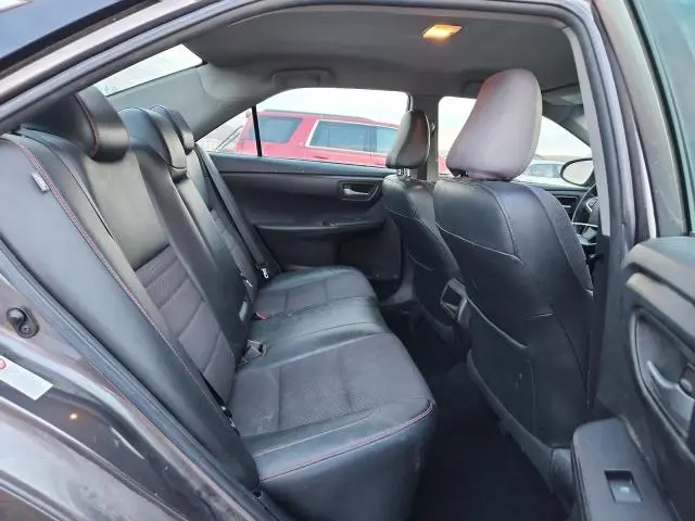 2016 TOYOTA CAMRY LE  