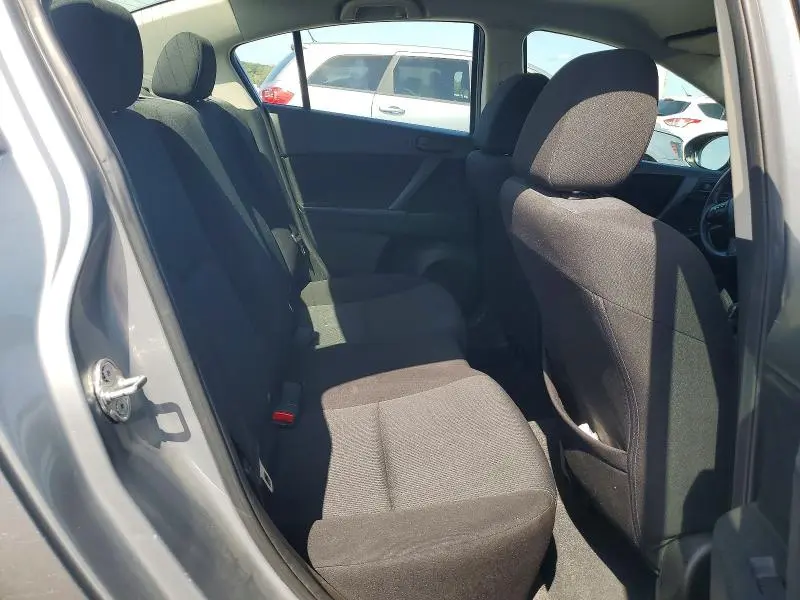 2011 MAZDA 3 I  