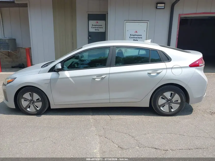2018 HYUNDAI IONIQ HYBRID BLUE