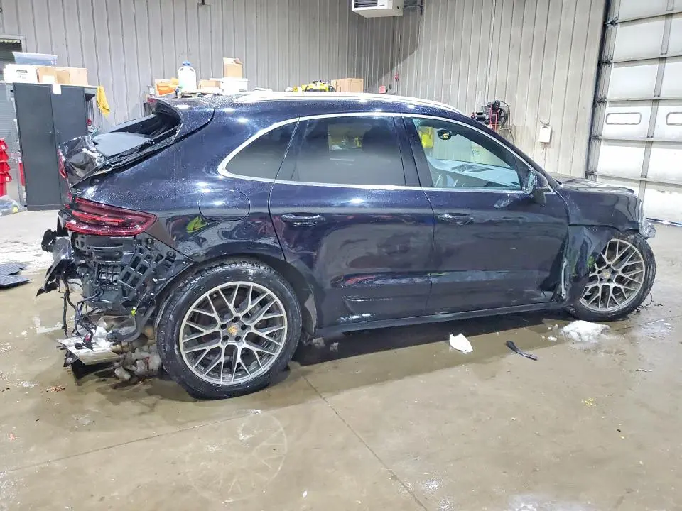2018 PORSCHE MACAN S  