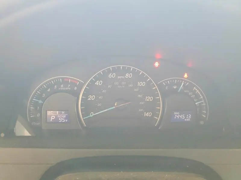2013 TOYOTA CAMRY LE  