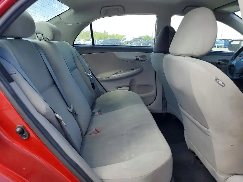 2013 TOYOTA COROLLA LE  