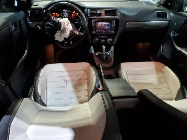 2016 VOLKSWAGEN JETTA SPORT  