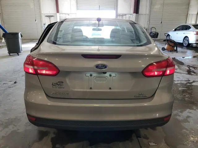 2015 FORD FOCUS SE  