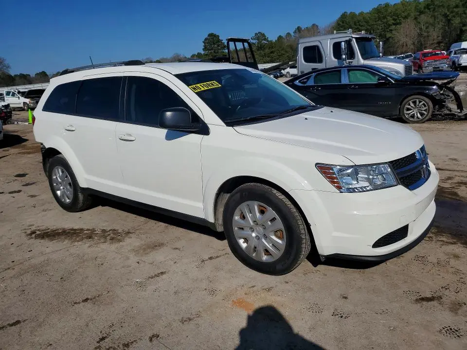2018 DODGE JOURNEY SE  