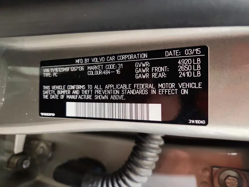 2015 VOLVO V60 PLATINUM  