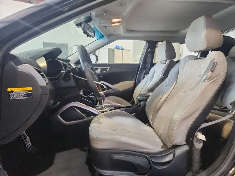 2012 HYUNDAI VELOSTER BASE  
