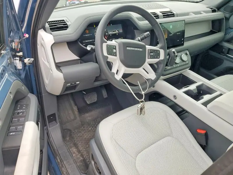 2025 LAND ROVER DEFENDER 110 S  