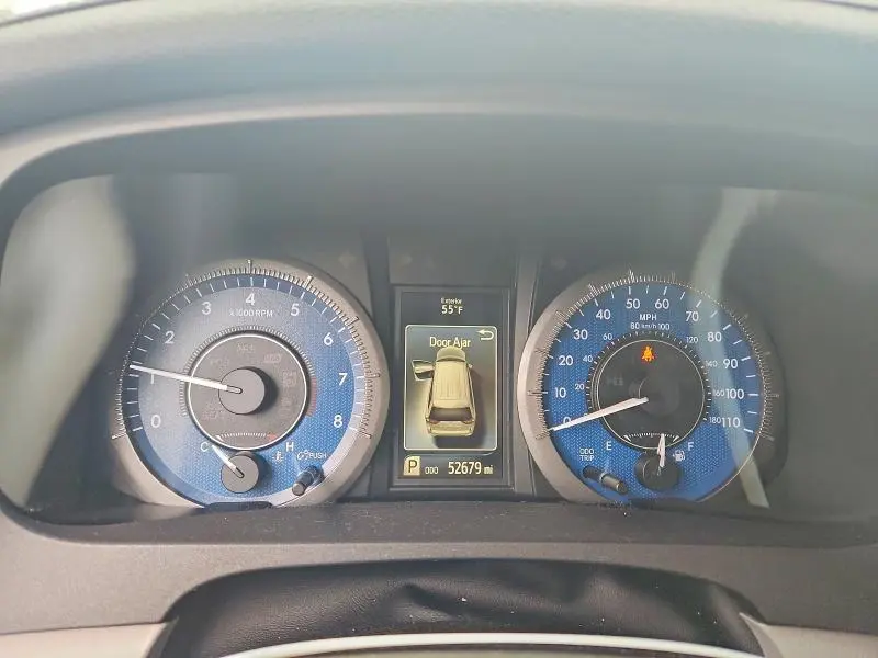 2017 TOYOTA SIENNA XLE 8-PASSENGER  