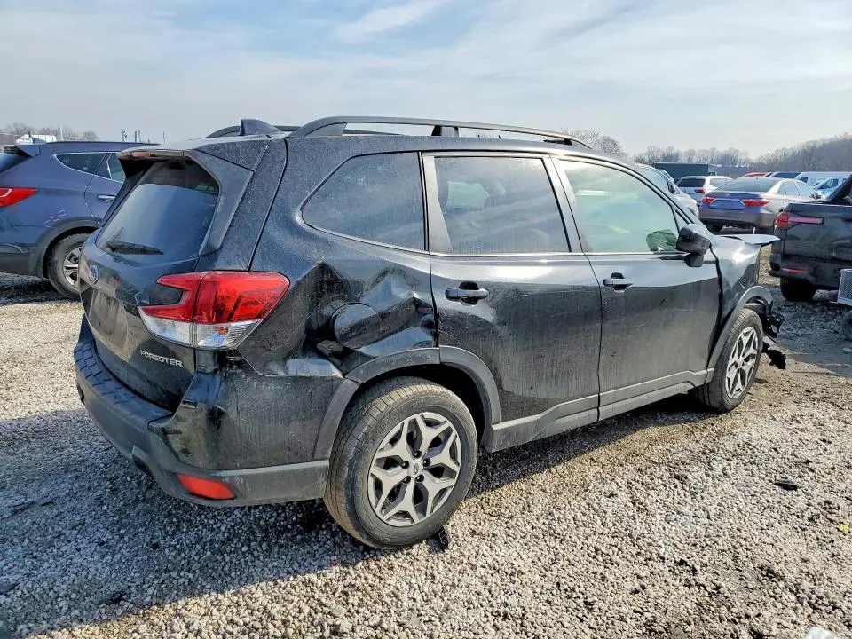 2019 SUBARU FORESTER PREMIUM  