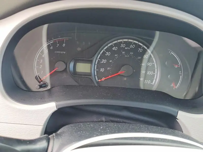 2012 TOYOTA SIENNA LE  