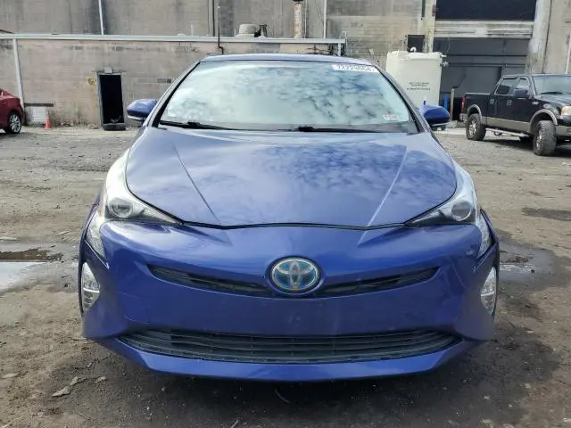 2017 TOYOTA PRIUS   