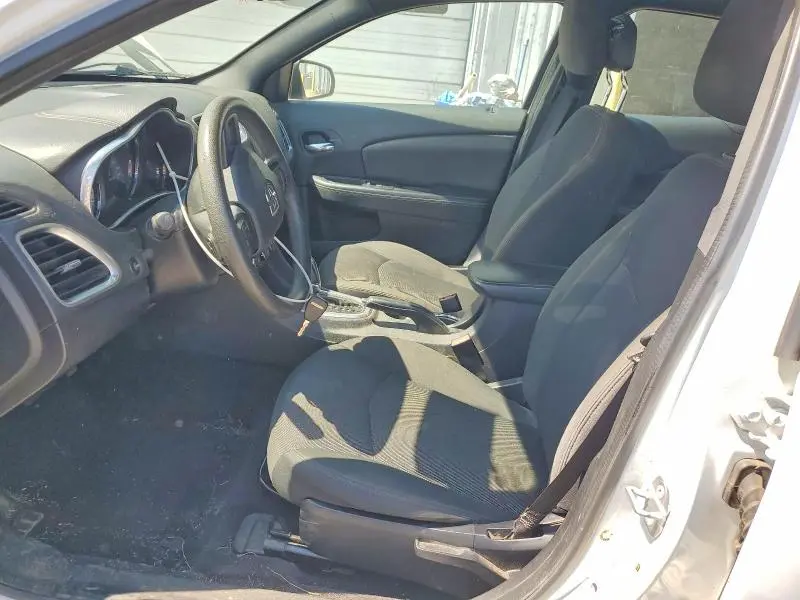 2014 DODGE AVENGER SE  