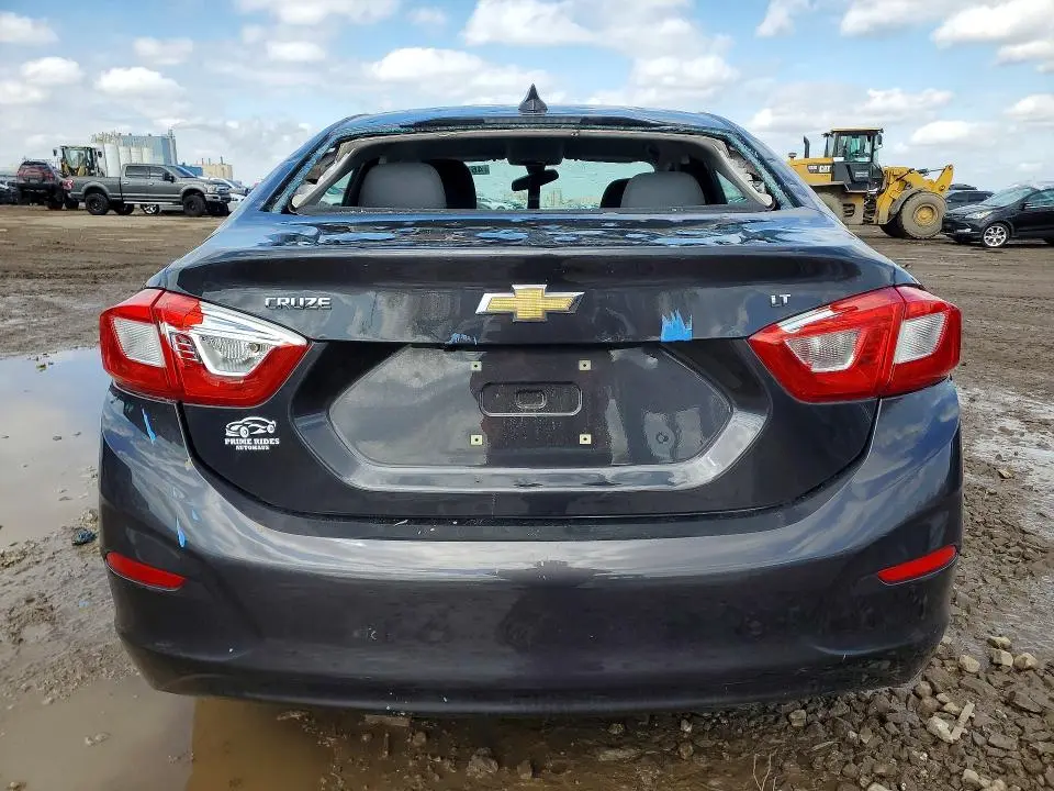 2017 CHEVROLET CRUZE LT  