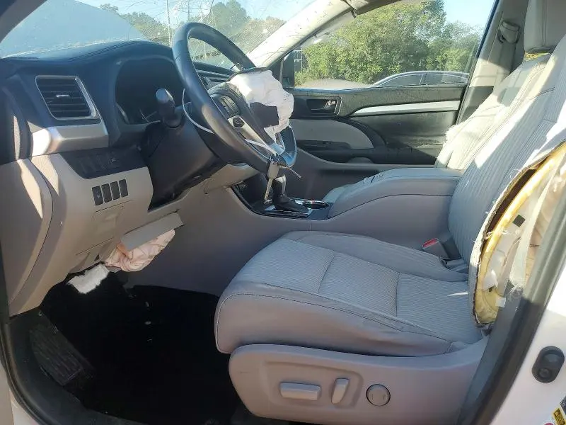 2014 TOYOTA HIGHLANDER LE PLUS  