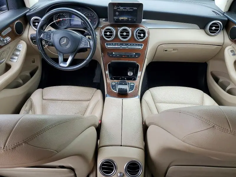 2016 MERCEDES-BENZ GLC 300  