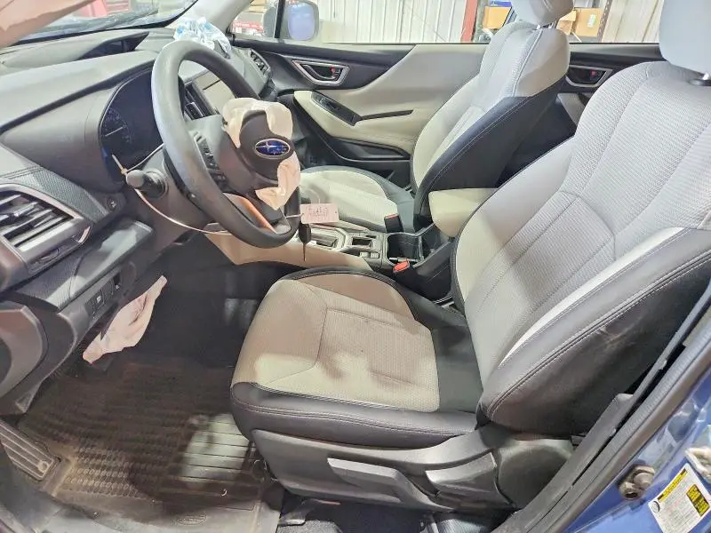 2021 SUBARU FORESTER   