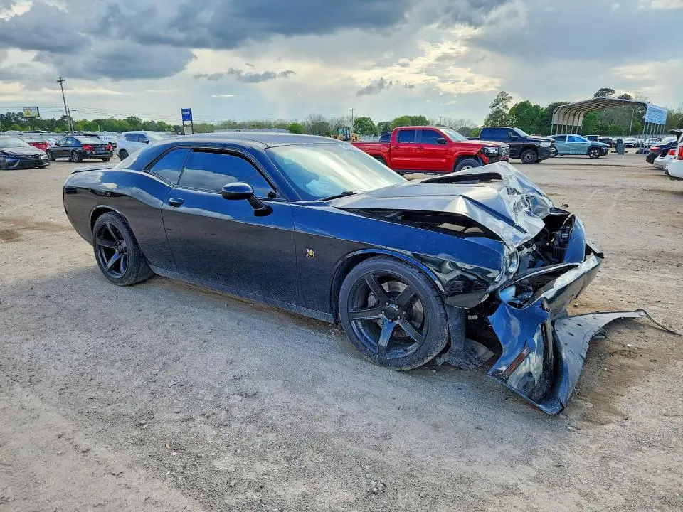 2016 DODGE CHALLENGER R  