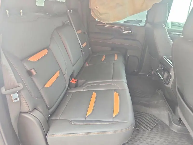 2026 GMC SIERRA K2500 AT4  