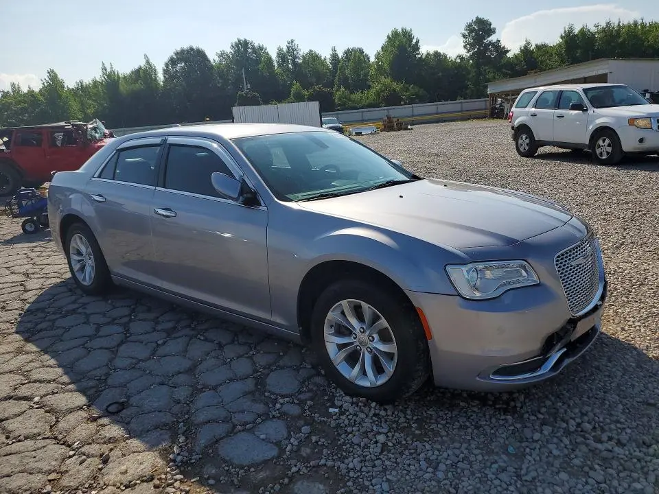 2015 CHRYSLER 300 LIMITED  