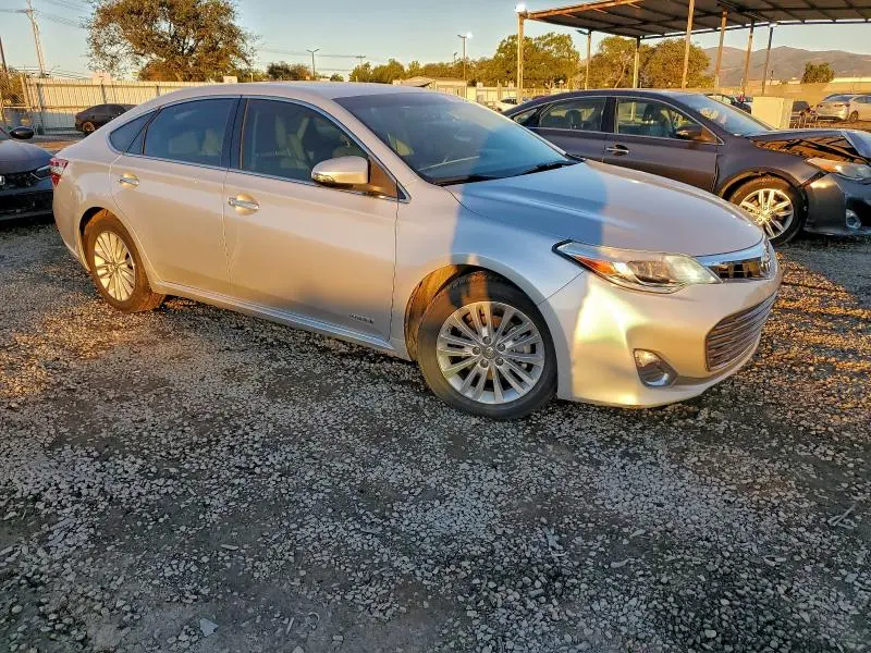 2013 TOYOTA AVALON HYBRID  