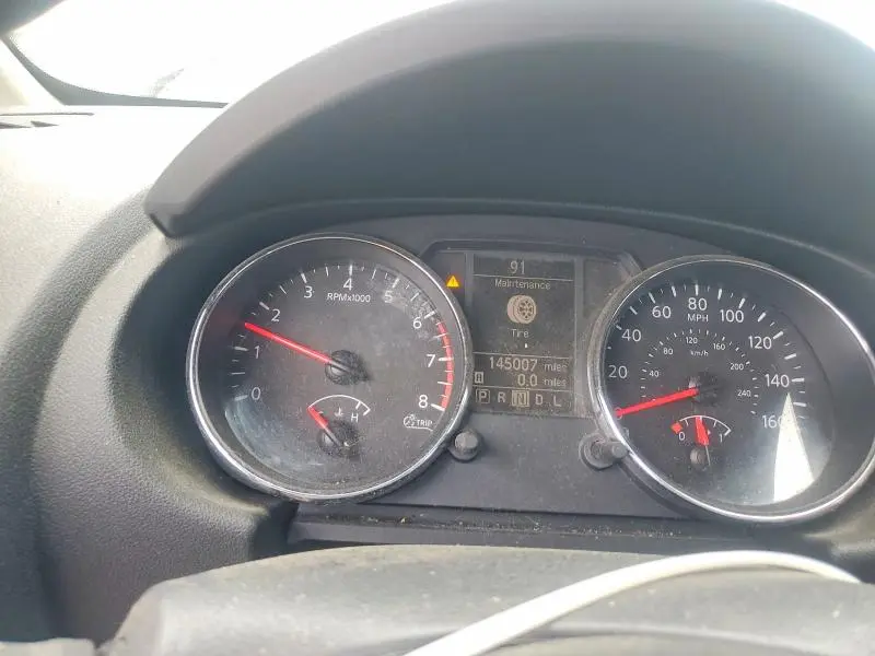 2011 NISSAN ROGUE S  