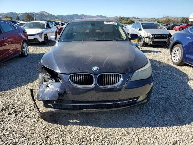 2010 BMW 528 XI  