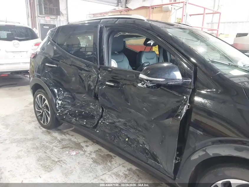2023 CHEVROLET BOLT EUV FWD PREMIER