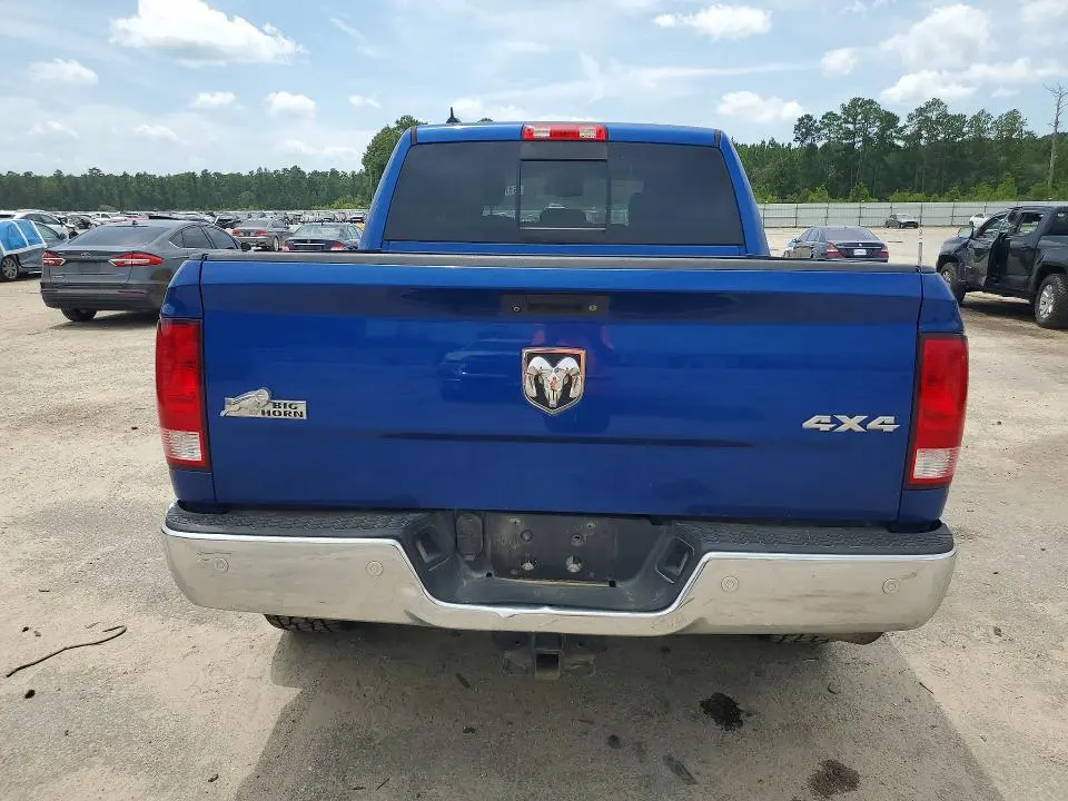 2018 RAM 1500 SLT  