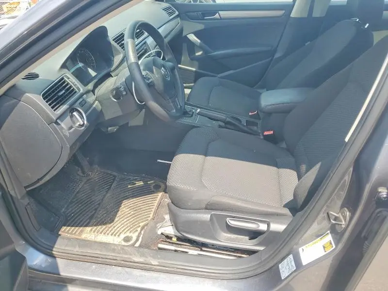 2012 VOLKSWAGEN PASSAT S  