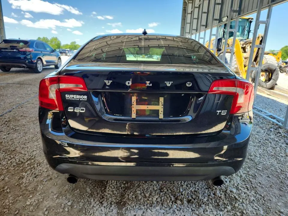 2012 VOLVO S60 T5  