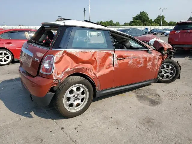 2012 MINI COOPER   