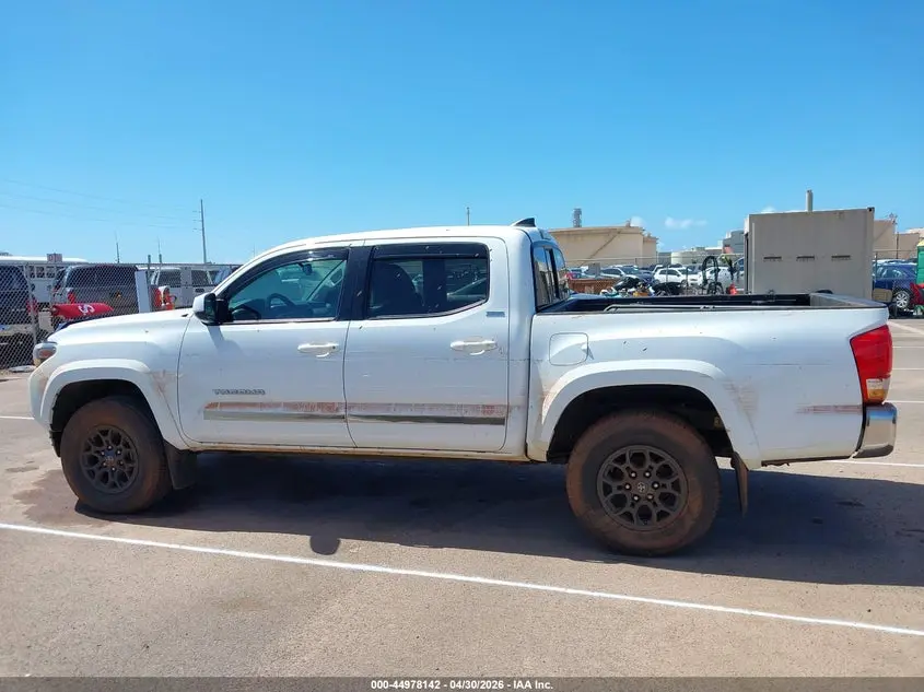 2017 TOYOTA TACOMA SR5 V6