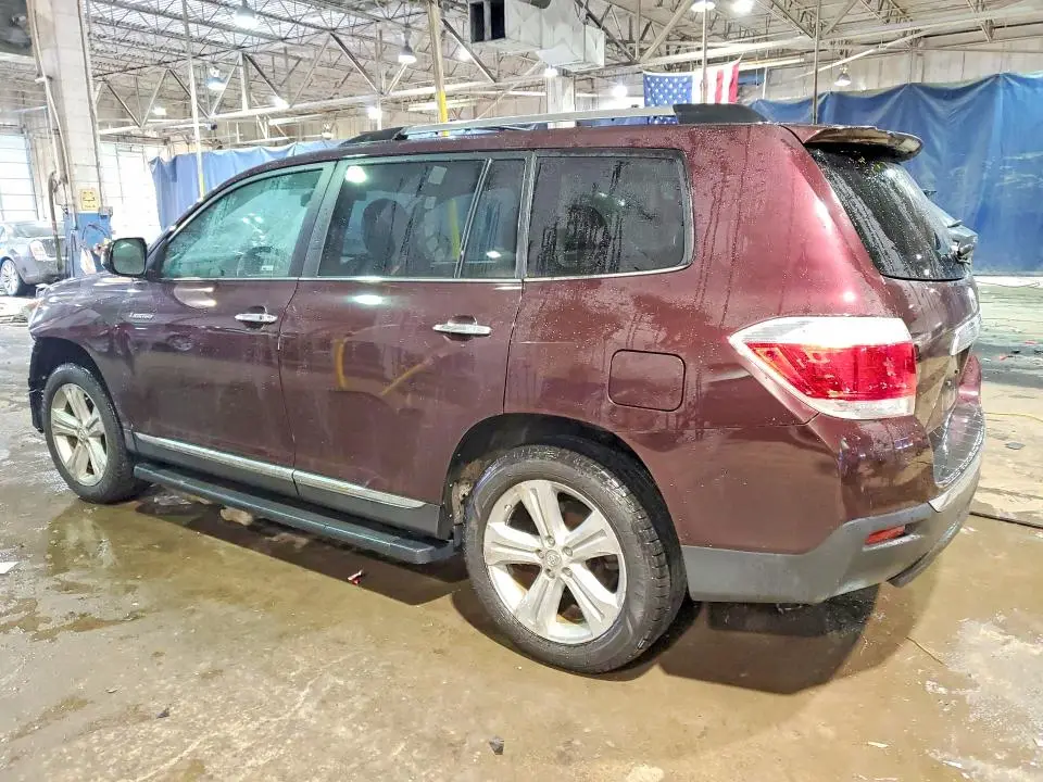 2013 TOYOTA HIGHLANDER LIMITED  