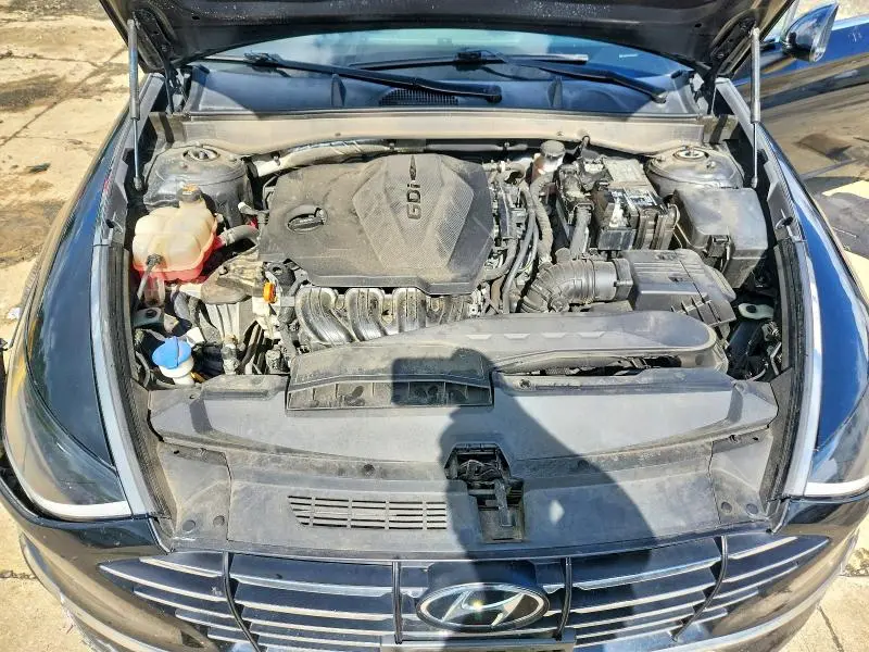 2021 HYUNDAI SONATA SE  