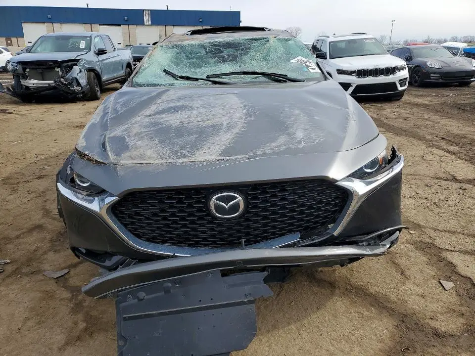 2024 MAZDA 3 PREFERRED  