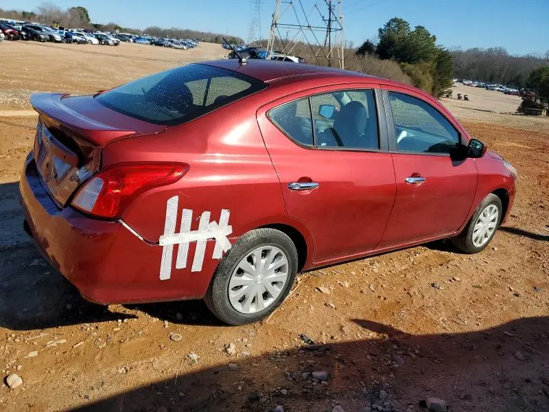 2019 NISSAN VERSA S  