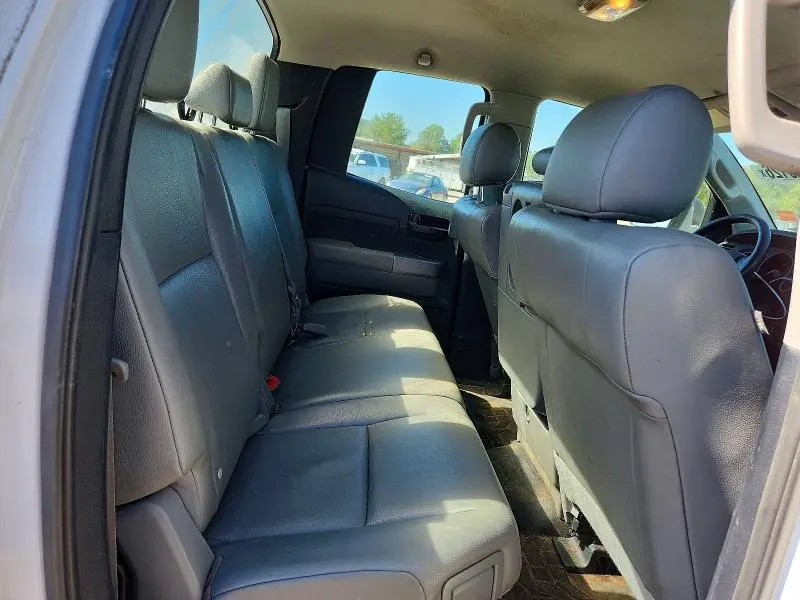 2011 TOYOTA TUNDRA DOUBLE CAB SR5  
