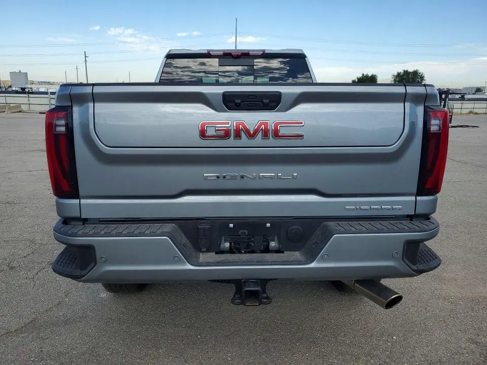 2026 GMC SIERRA K2500 DENALI  