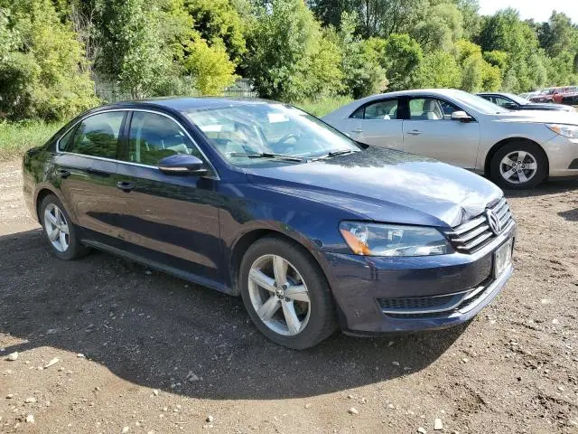 2012 VOLKSWAGEN PASSAT SE  