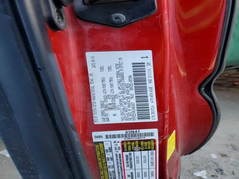 2018 TOYOTA TACOMA SR5 V6  